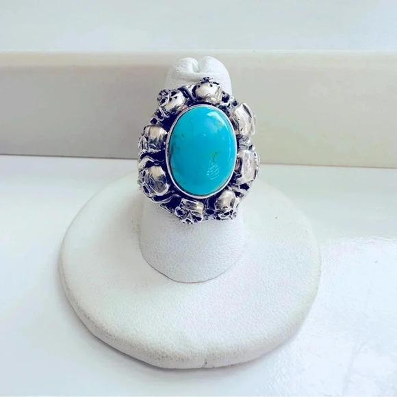 Handmade Sterling Silver Turquoise Skull - Picture 1 of 9